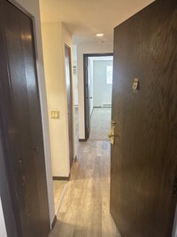 Building Photo - 5858 Anthony Pl