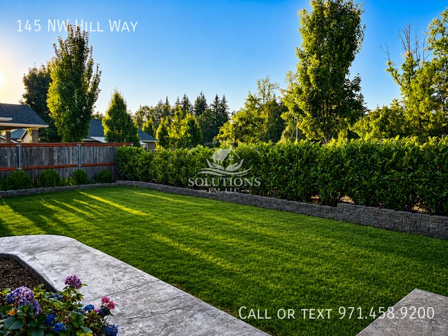 Building Photo - 145 NW Hill Way