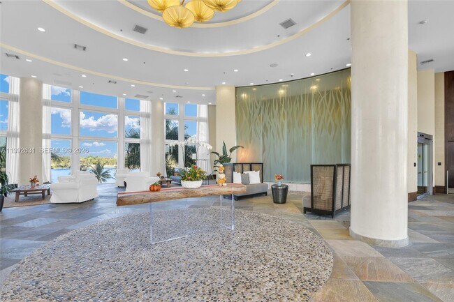 Building Photo - 2681 N Flamingo Rd