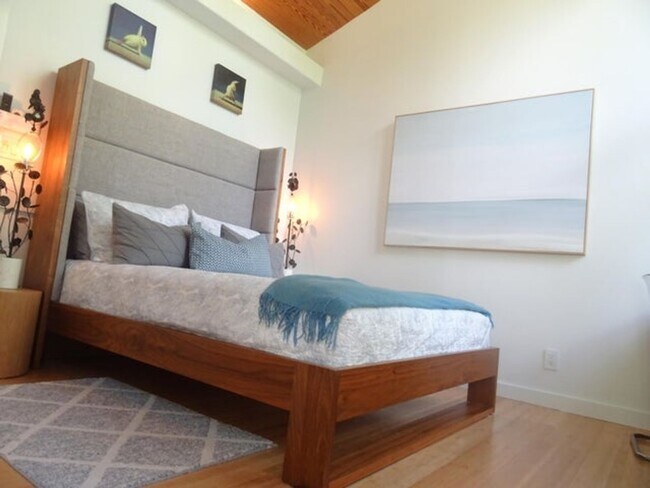 Building Photo - 930 Rambling Dr Cir