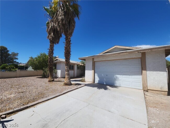 Building Photo - 6232 Espinosa Ave