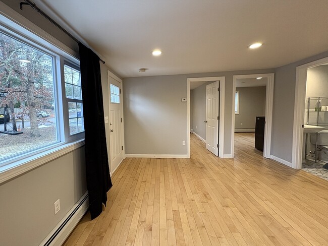 Building Photo - 154 Park Ave