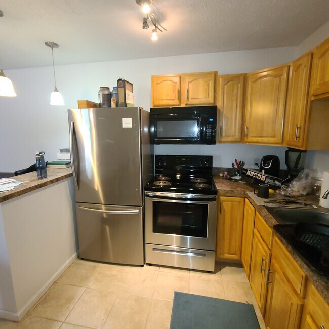new appliances! - 811 Marvin St