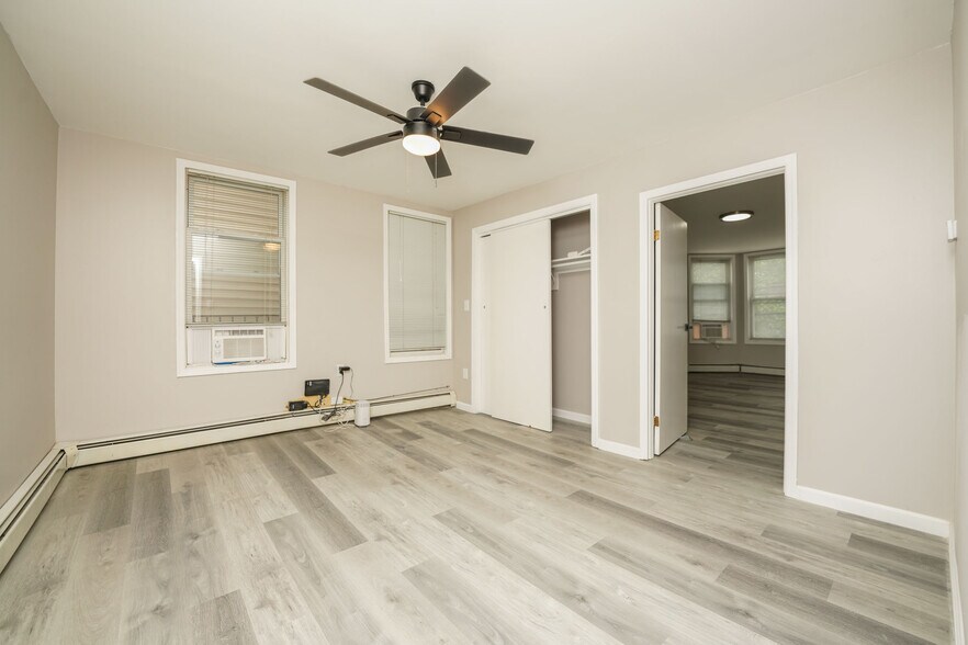 bedroom 2 connects to bedroom 3 - 341 Summer Ave