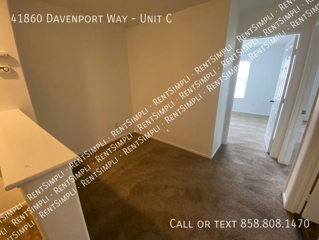 Building Photo - 41860 Davenport Way