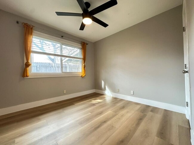 Building Photo - 6713 West Gate Blvd