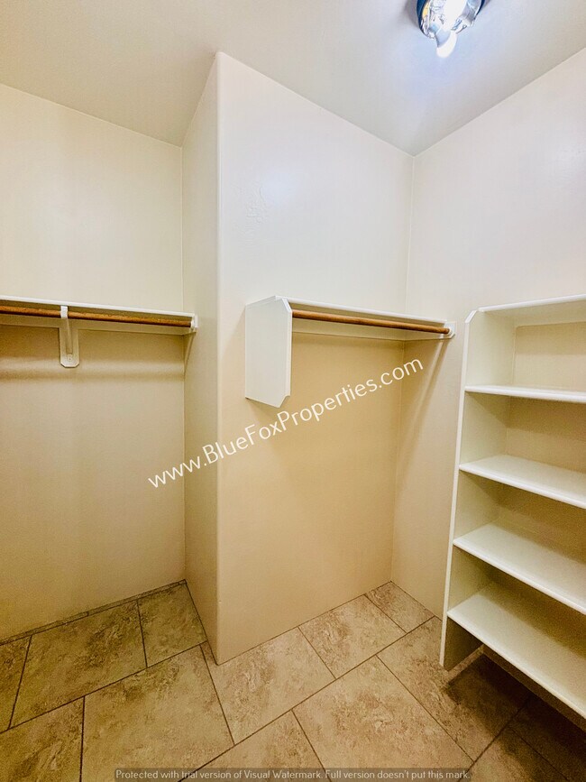 Building Photo - 2945 W Stepping Stone Ct