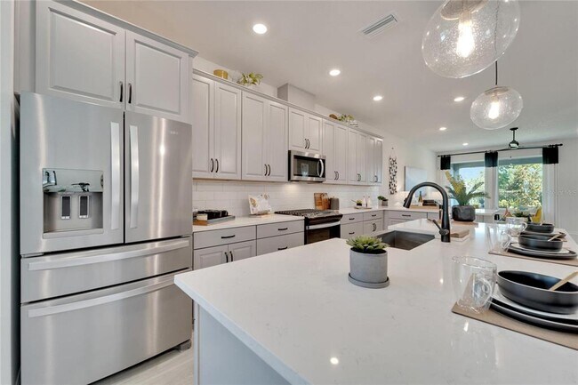Building Photo - 5414 Silver Sun Dr