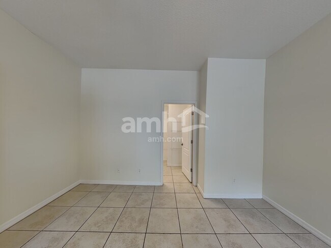 Building Photo - 1130 Cherry Valley Way