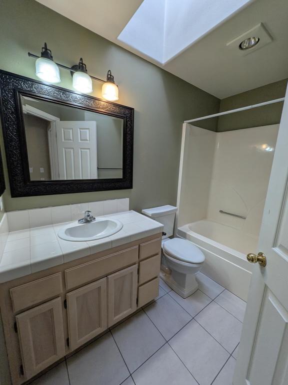 Building Photo - 2111 Garden Valley Way