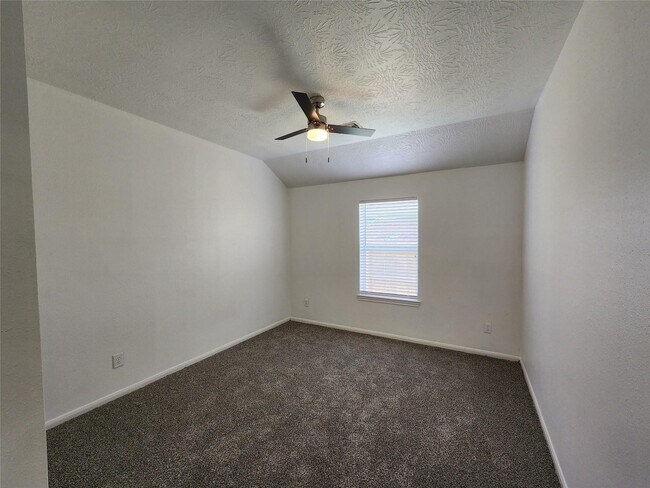 Building Photo - 2810 Autumn Springs Ln