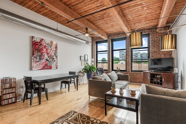 Building Photo - 1BR  Fire Street Lofts in Downtown Knoxvil...