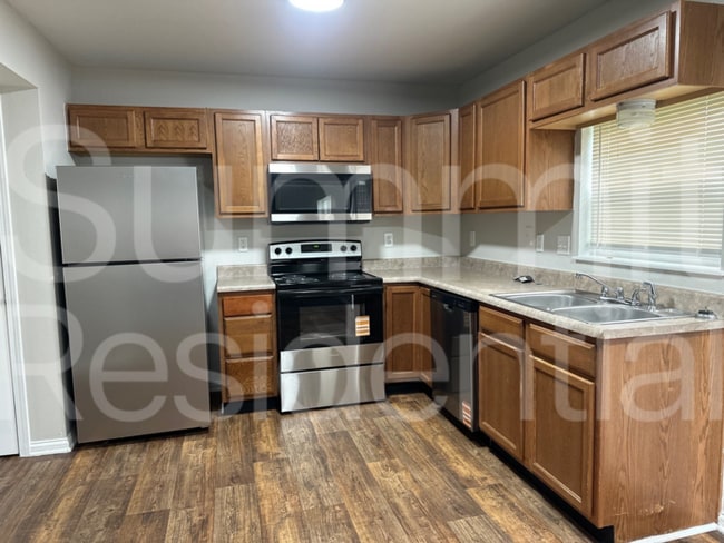 Building Photo - 2360 Cade Ct