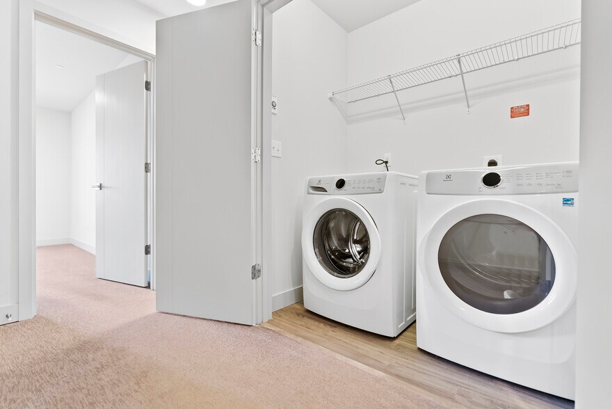 Building Photo - 17905 35th Ave SE