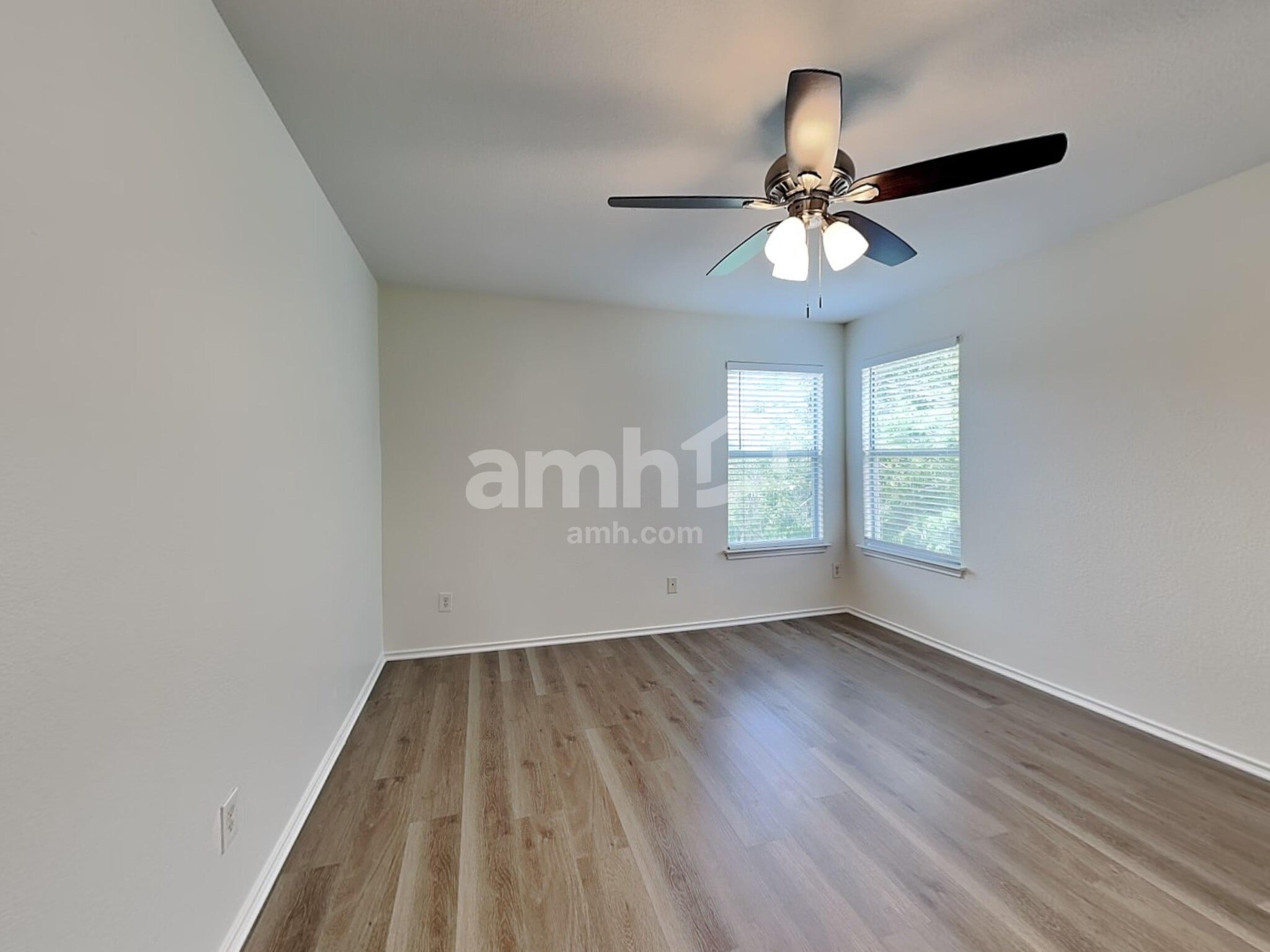Building Photo - 13801 Briarcreek Loop