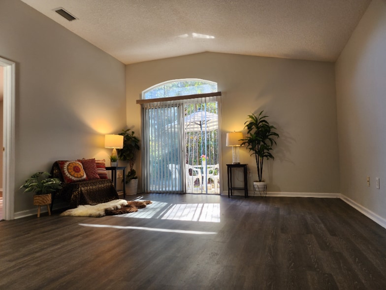 Building Photo - 6126 Morse Glen Ct