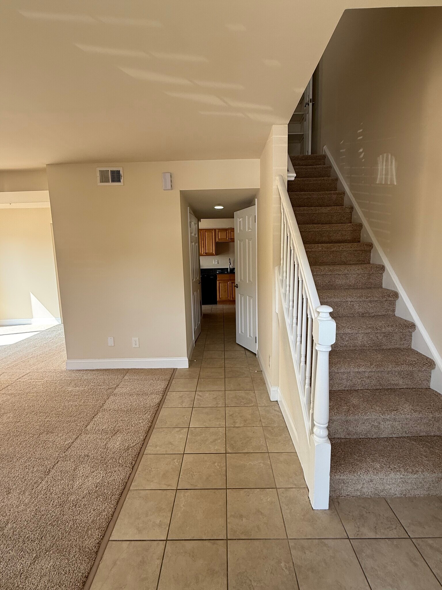 Building Photo - 71 Reliance Sq