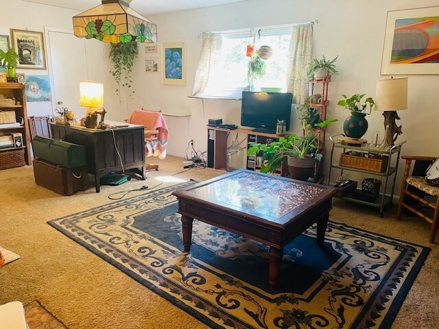 Building Photo - 400 Green St