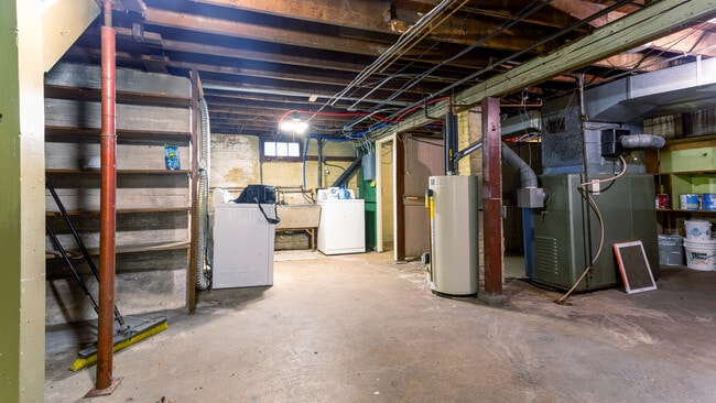 Building Photo - 10107 IL-120