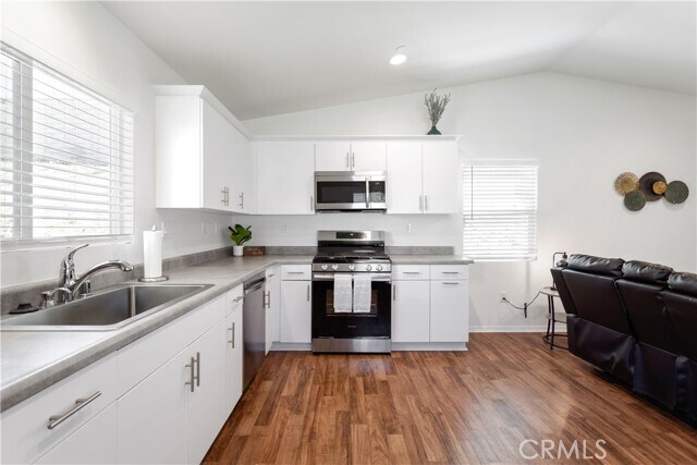 Building Photo - 6877 N Curtis Ln