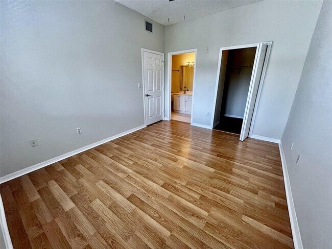 Building Photo - 7085 Nova Dr