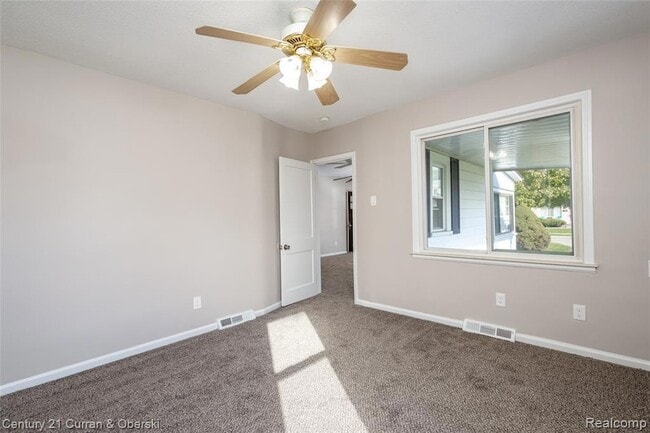 Building Photo - 26361 Parkington St