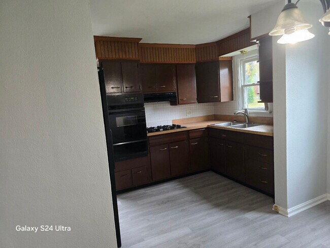 Building Photo - Coming Soon: Affordable Comfort Awaits on ...