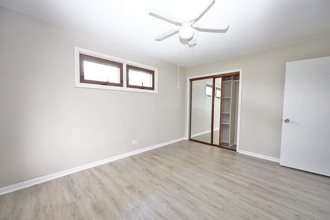 Building Photo - 661 Sycamore Dr