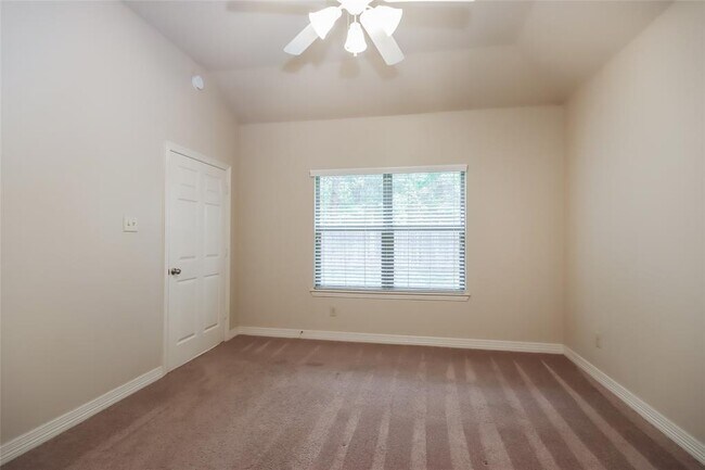 Building Photo - 2038 Lost Pine Ct