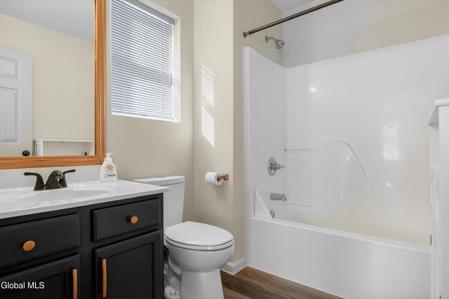 Building Photo - 3 David Ln