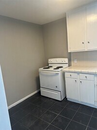 Building Photo - 5902 Ardmore St