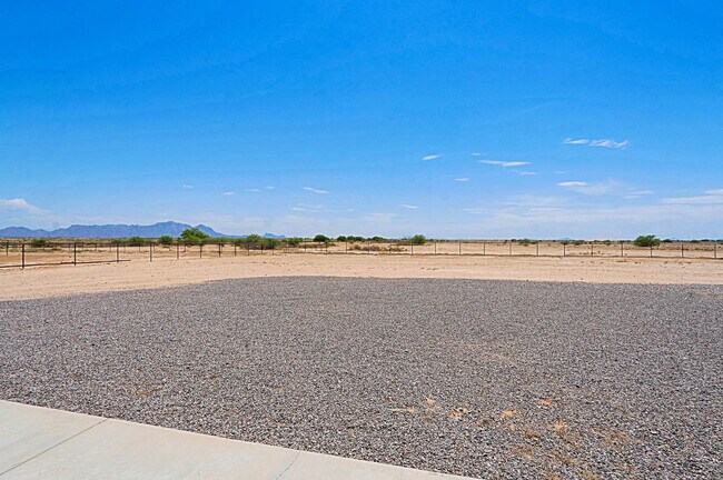 Building Photo - 2351 E Cana Ln