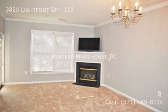 Building Photo - 3820 Lightfoot St