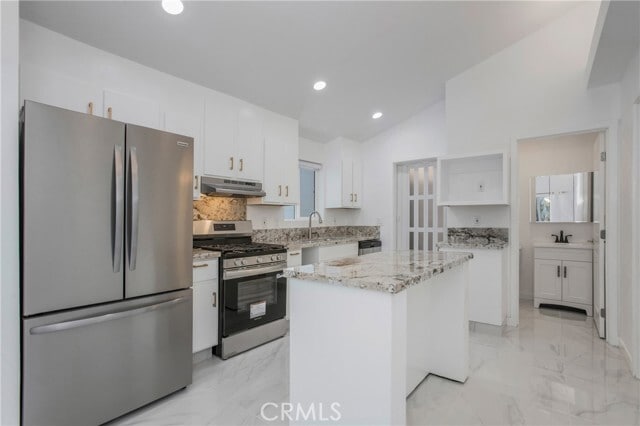 Building Photo - 13782 Ridgecrest Cir