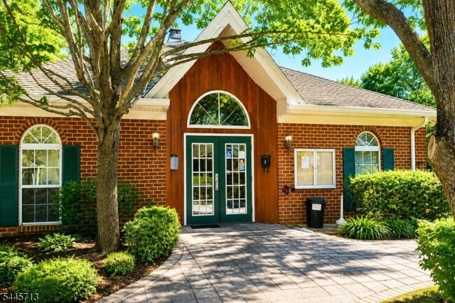 Building Photo - 1501 Stech Dr