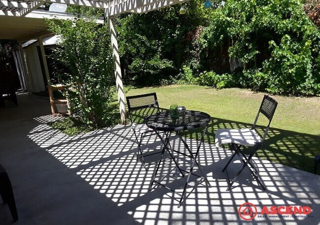 Building Photo - Lovely Home in Rosedale Cul-De-Sac!