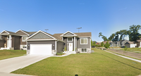 Building Photo - Beautiful and Spacious 4 Bedroom 3 Bath Av...