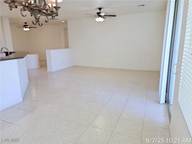 Building Photo - 10228 Questa Sera Ct