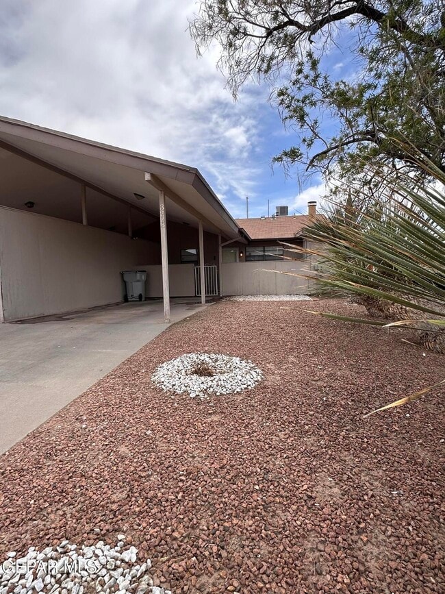 Building Photo - 3228 Isla Cocoa Ln