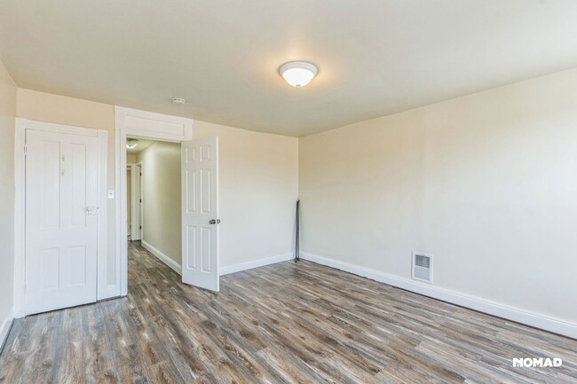 Building Photo - Charming 3BR Townhome in Baltimore