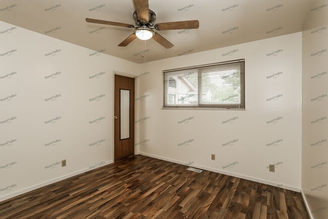 Building Photo - 9075 Tripoli Dr