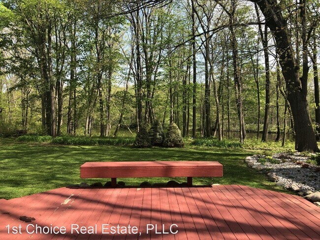 Building Photo - 2 br, 1 bath House - 10601 Riverside Drive