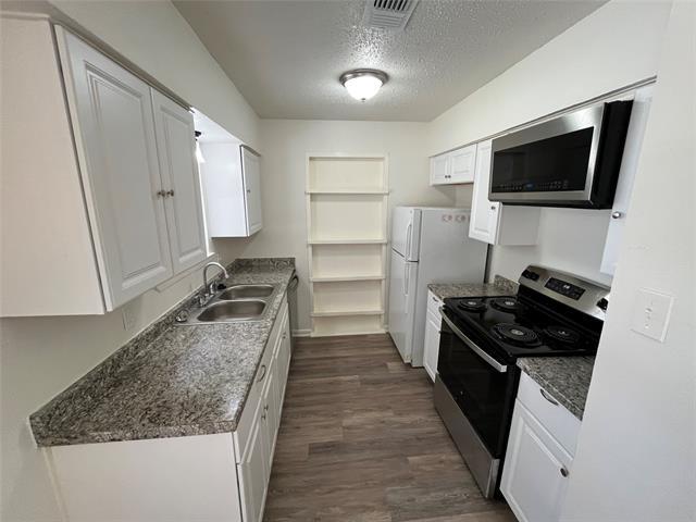 Building Photo - 824 Johnnie Row