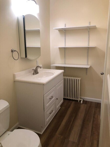 Building Photo - 417 Washington Ave