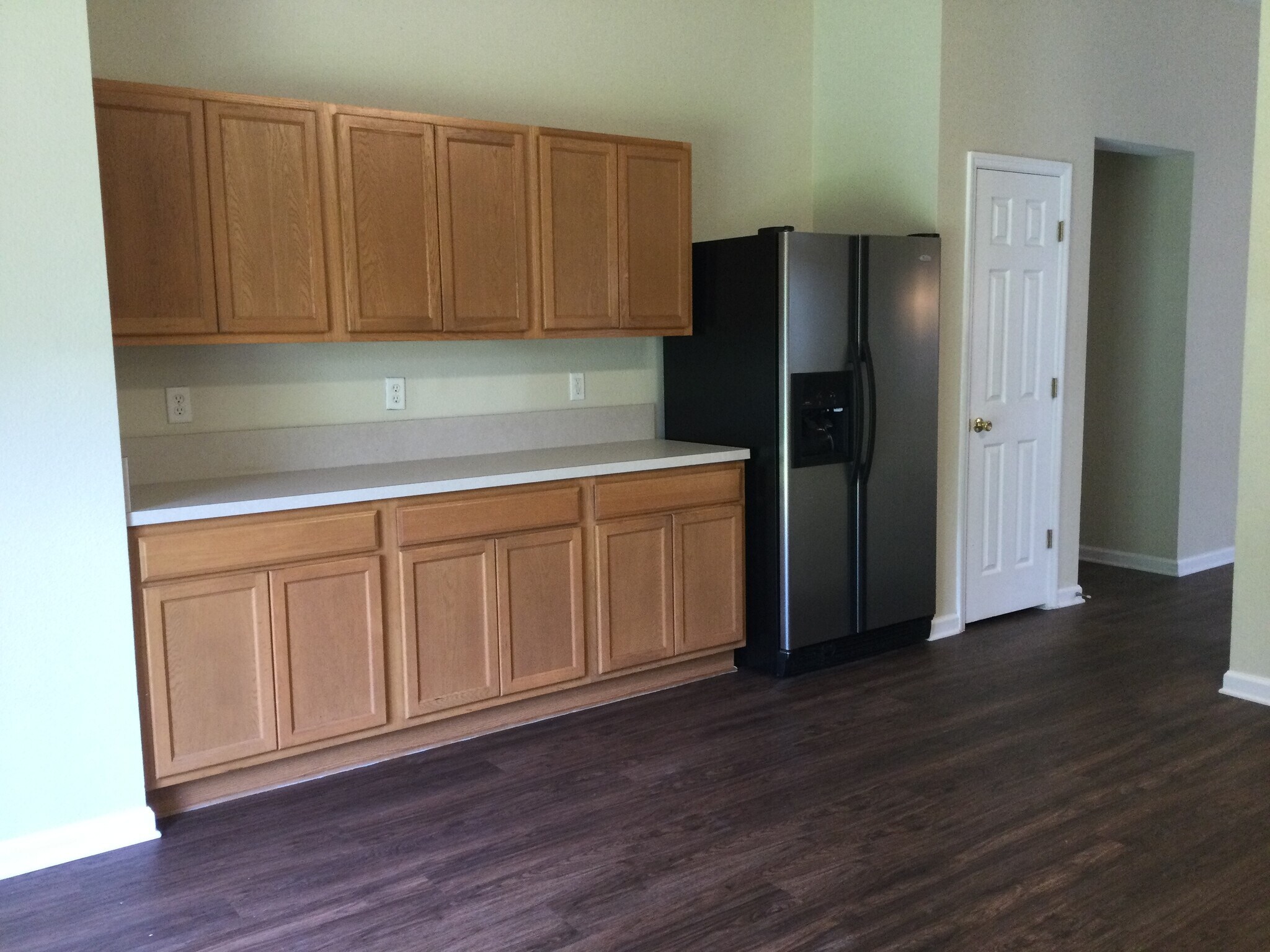 Building Photo - 422 Bostwick Cir