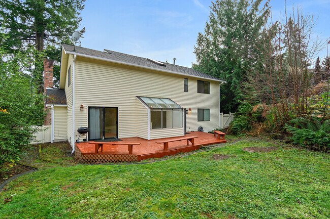 Building Photo - 4219 212th Ave NE