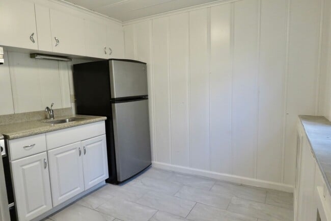 Building Photo - 124