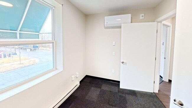 Building Photo - 3554 E Washington Ave