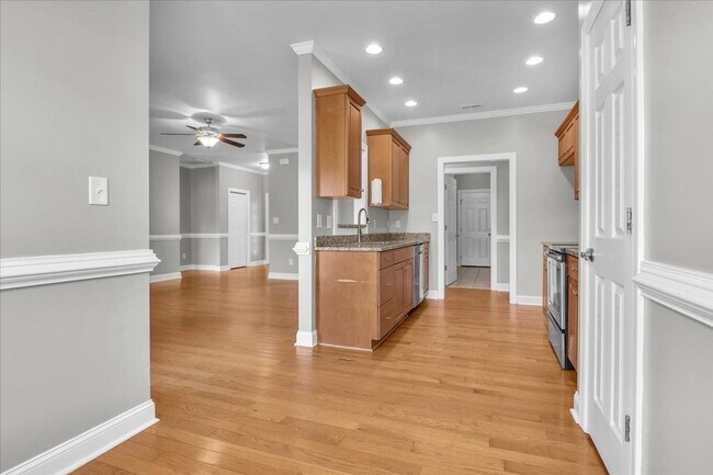 Building Photo - 164 Backfield Pl