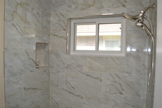 Building Photo - 4830 Diehlwood Pl